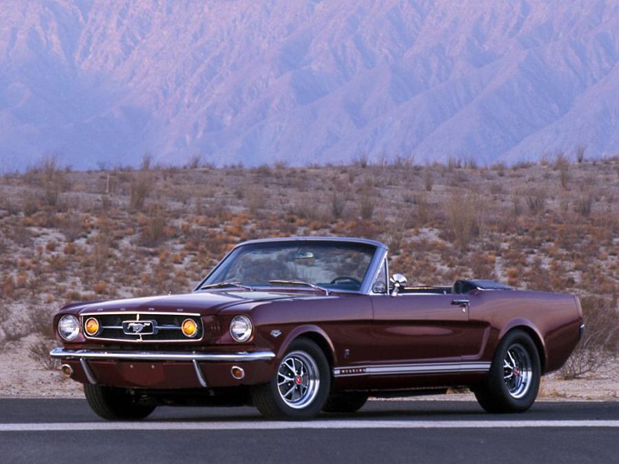  Ford Mustang GT Convertible 1965 года  (фото 12 из 13)